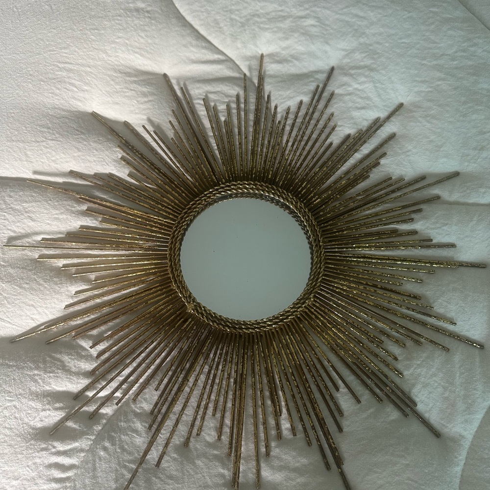 5 Radiant Gold Starburst Mirror